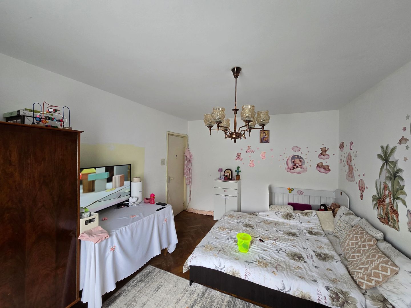 Apartament 4 camere, Zona Circumvalatiunii, Mobilat si Utilat complet - Poză 2