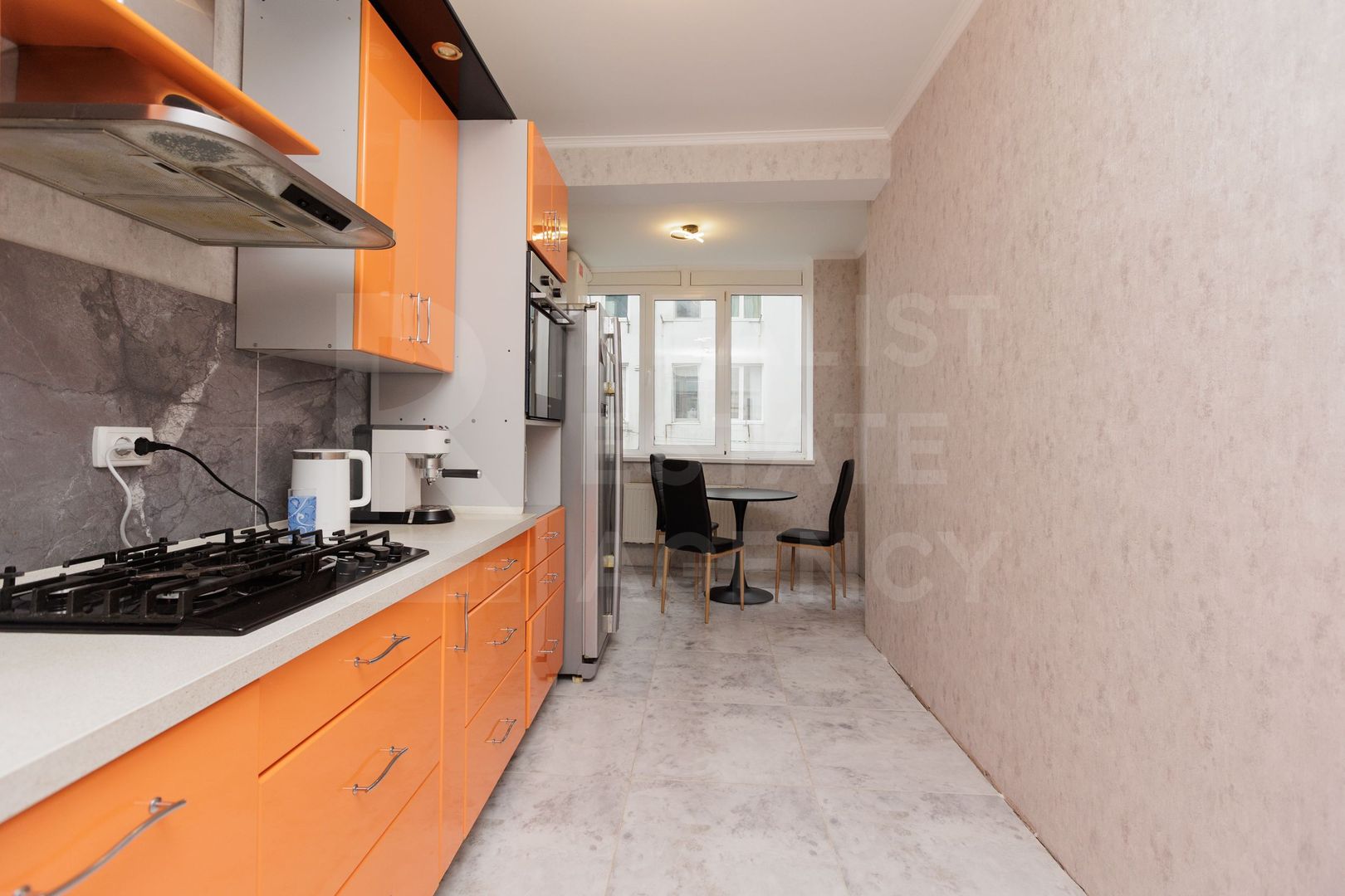 Vânzare, apartament, 2 camere, strada Pictor Mihai Grecu, Telecentru. - Poză 2