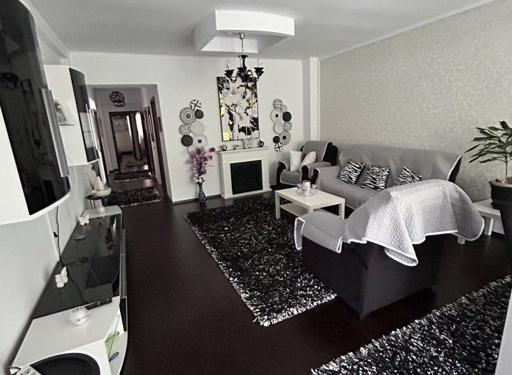 Apartament 4 camere lux zona Aviatiei-Caramfil - Poză 2