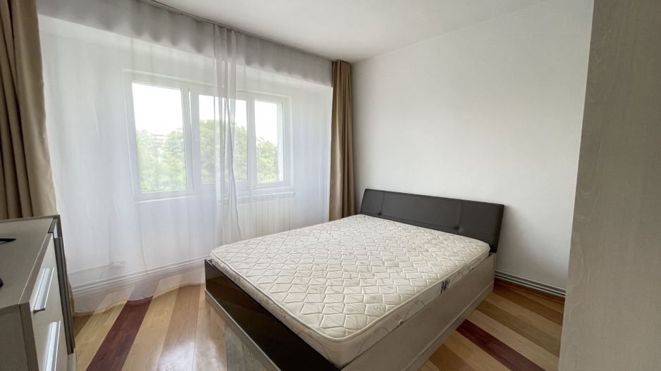 Apartament cu doua camere in zona Aradului - Poză 10