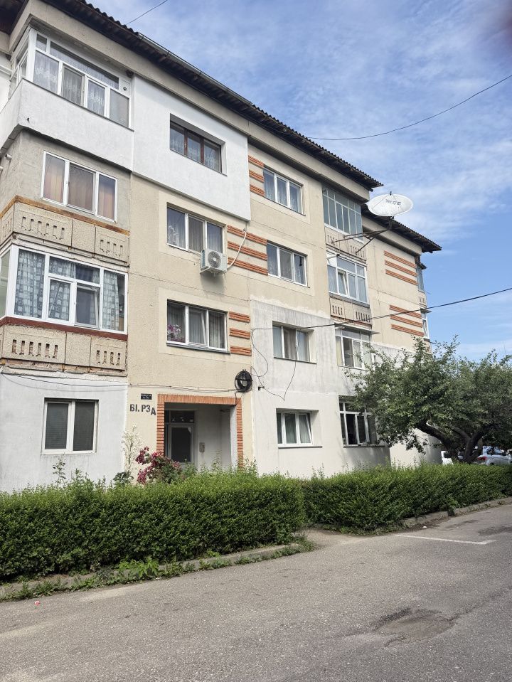 Apartament 3 camere decomandat + mansarda Curtea de Arges - Ivancea - Poză 14