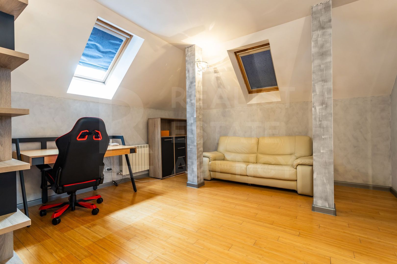 Chirie, casă, 3 nivele, 8 camere, str. Universității, Centru - Poză 5