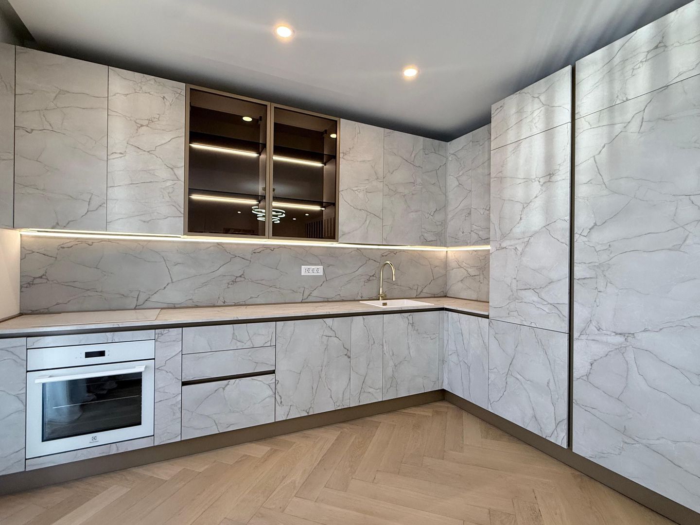 Apartament 4 camere | 165 mp | Piscină | Complex nou 2025 - Poză 8