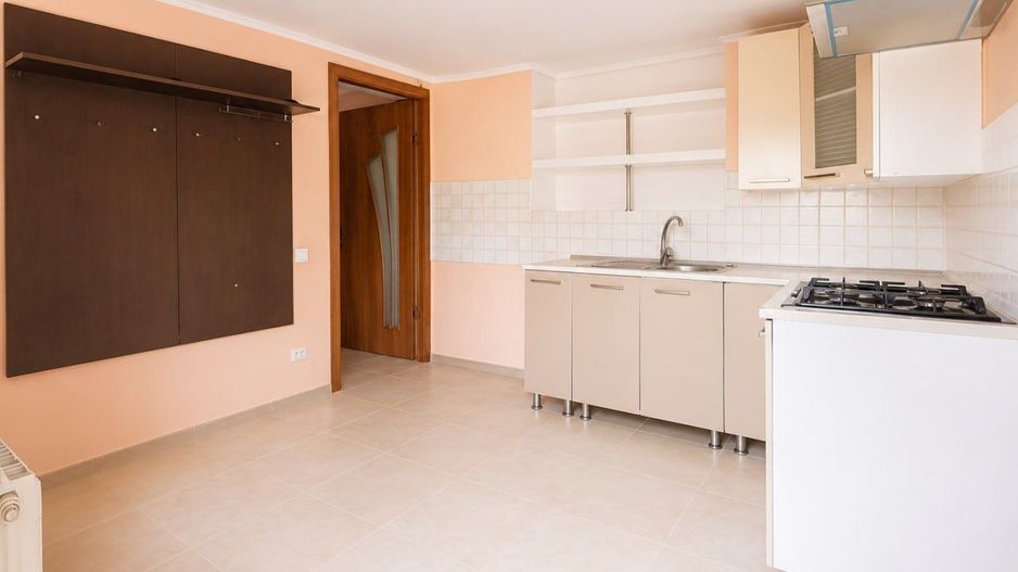 Cahul – Casă 3 Camere + Living | 139 m² | Teren 7.7 ari + Garaj | 95.000 € - Poză 39
