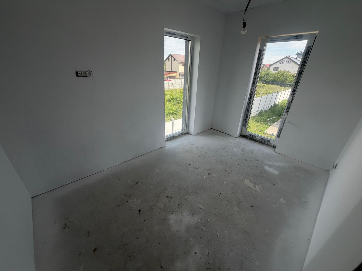 CASA SINGULARA - 4 CAMERE, TOATE UTILITATILE, TEREN 400 MP, COMIS 0% - Poză 13