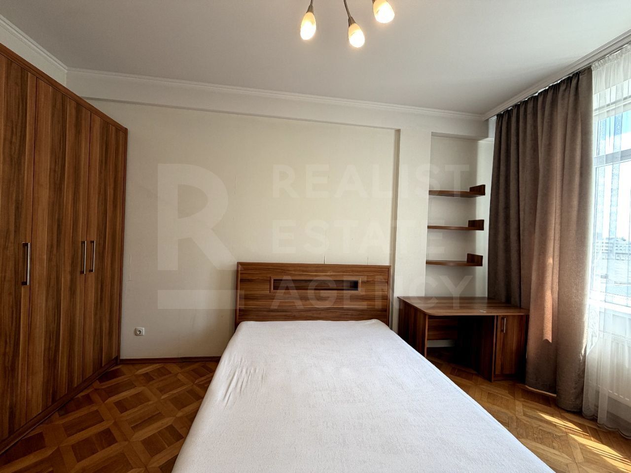 Chirie, apartament, 3 camere, str. 31 August 1989, Centru - Poză 10