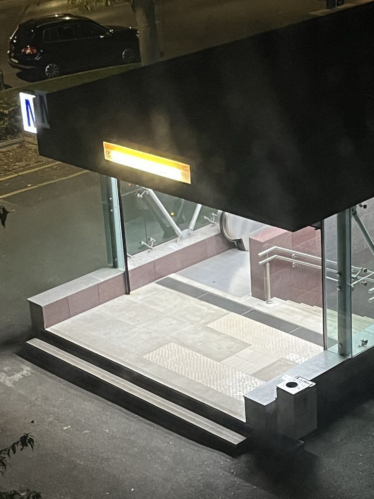 Vand apartament 3 camere Drumul Taberei-Romancierilor - Poză 2