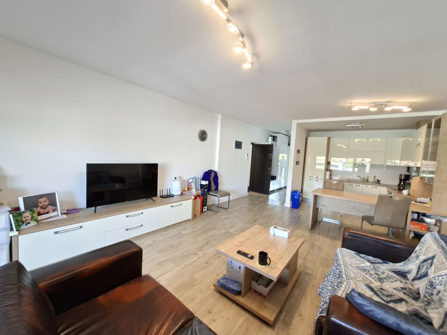 Apartament lux cu 2 camere de vanzare în zona Elisabetin - Poză 4