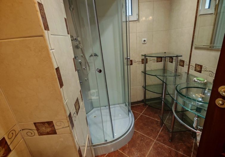Apartament 3 camere semidecomandat, Drumul Taberei Orizont – etaj 1, cu parcare - Poză 5