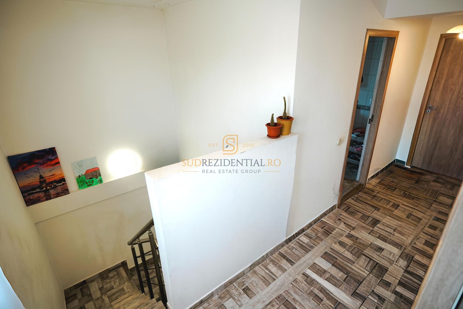 Casă Modernă individuala, 5 camere, P+1E+Pod - Comuna Berceni - Poză 16
