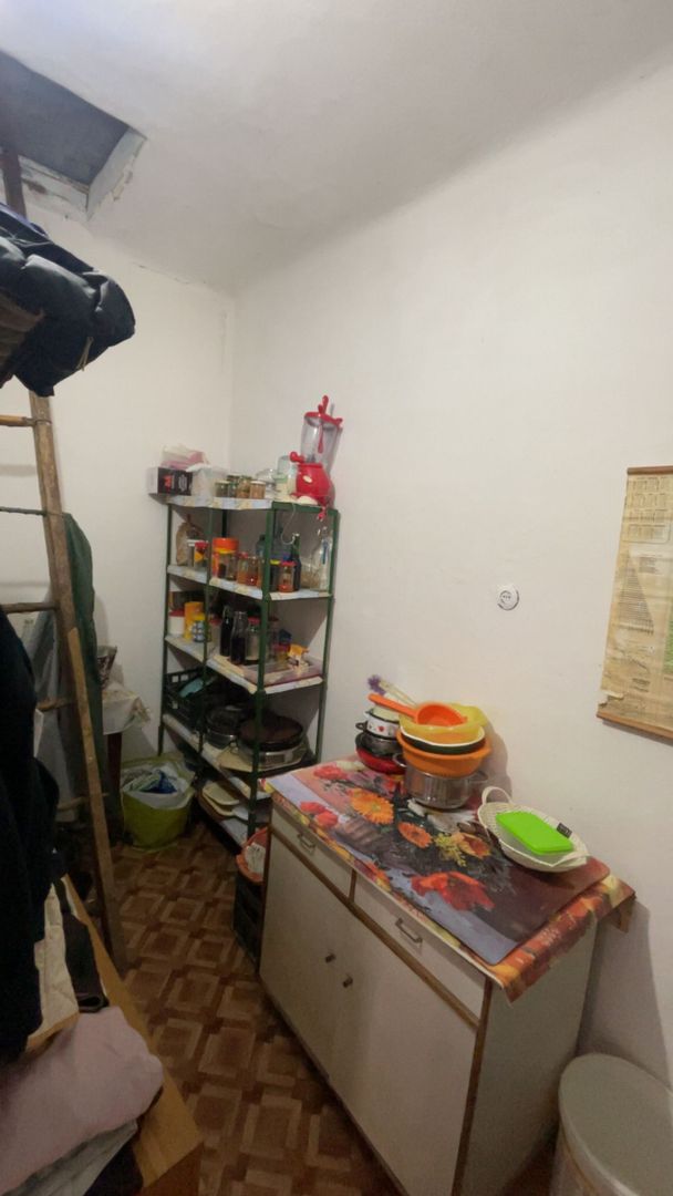 Casă de vanzare in unirea - Poză 10