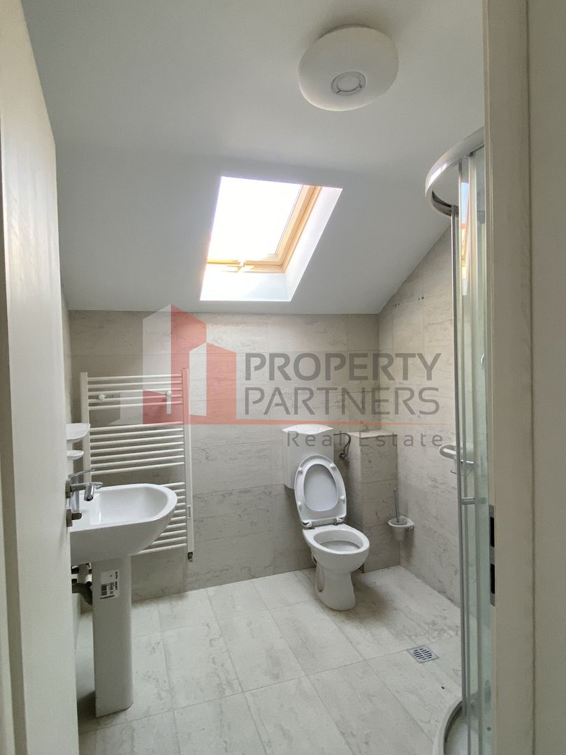 Casa, vila apartamentata - Poză 18