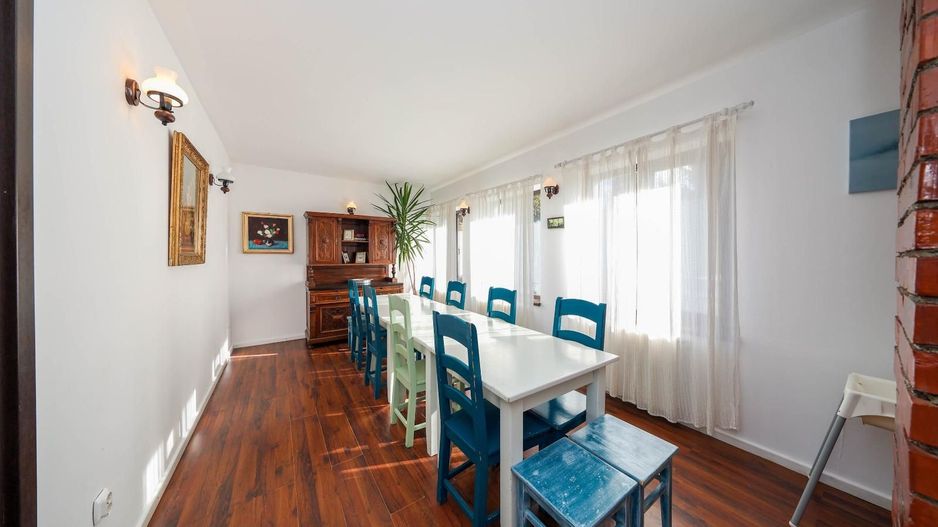 Vilă spațioasă de vânzare în Predeluț, Bran | 2000mp - Poză 9