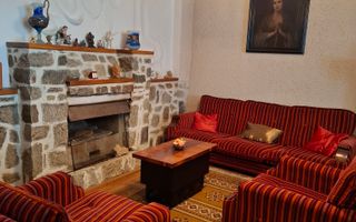 Casa single, in Cisnadie - zona centrala (aproape de Spital) - Poză 2