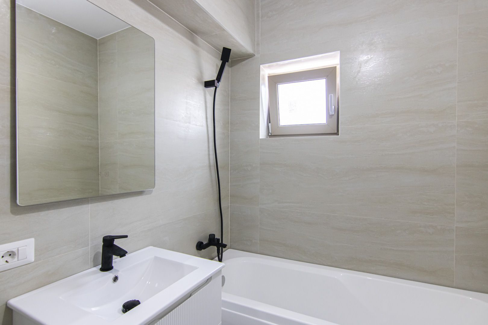 COMISION 0 % | CASA PREMIUM | 5 CAMERE | FINISATA LA CHEIE | OTOPENI - FERME | - Poză 34