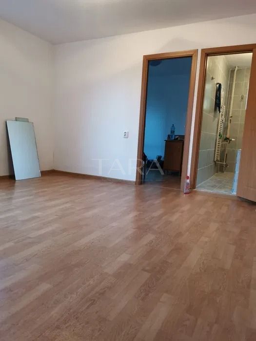 Apartament cu 2 camere de vanzare in Gheorgheni - Poză 1