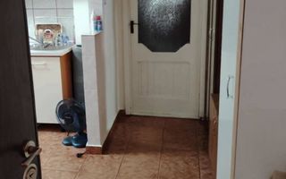 Apartament 2 camere, Cetate, zona Sc. Gen. nr. 7 - Poză 7