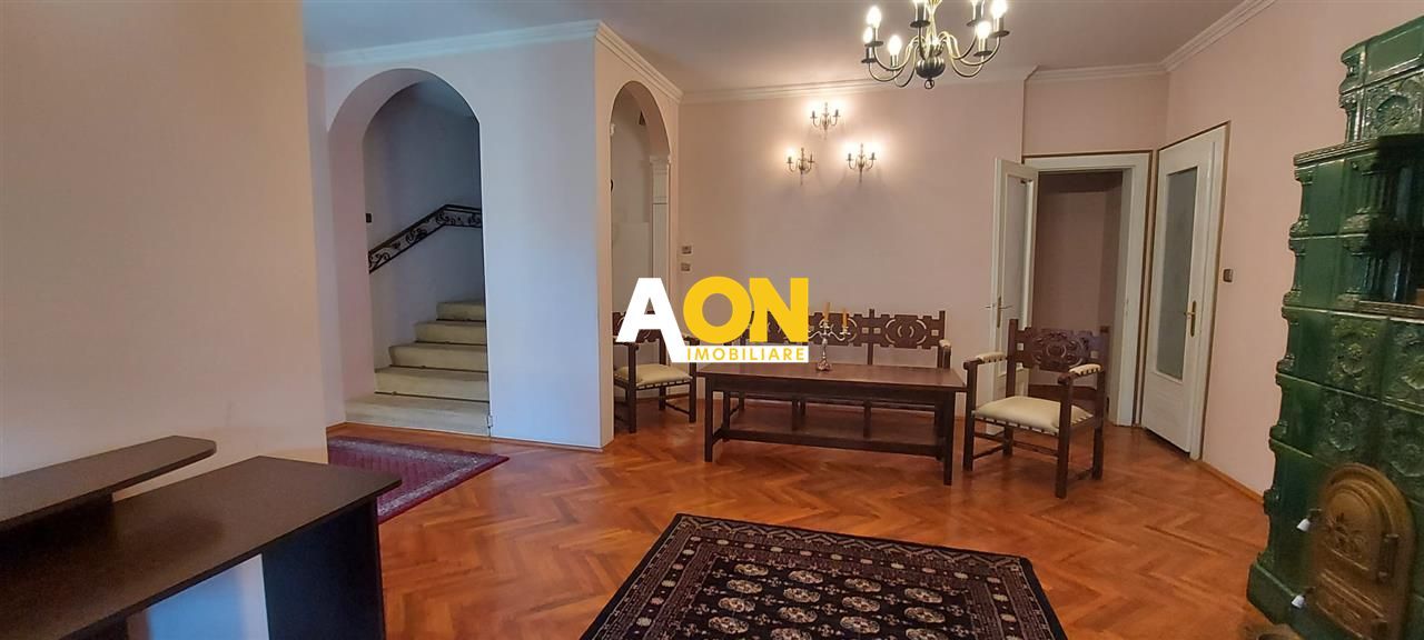 1/2 duplex  5 camere 232 mp teren cu garaj si curte ultracentral - Poză 5