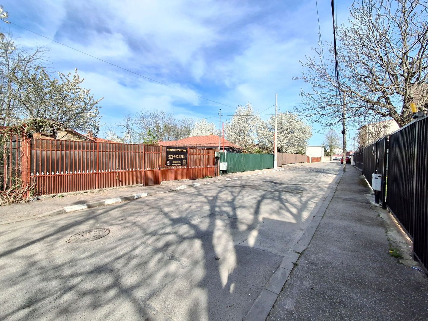 Teren plus Casa cu 2 Camere  zona Andronache – Gherghiței - Poză 2