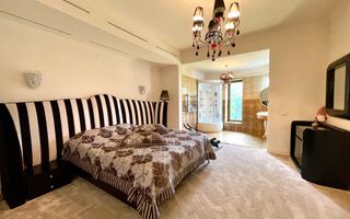 Impressive Villa *1500 SQM usable* 2613 SQM land / Open to the lake - Poză 54