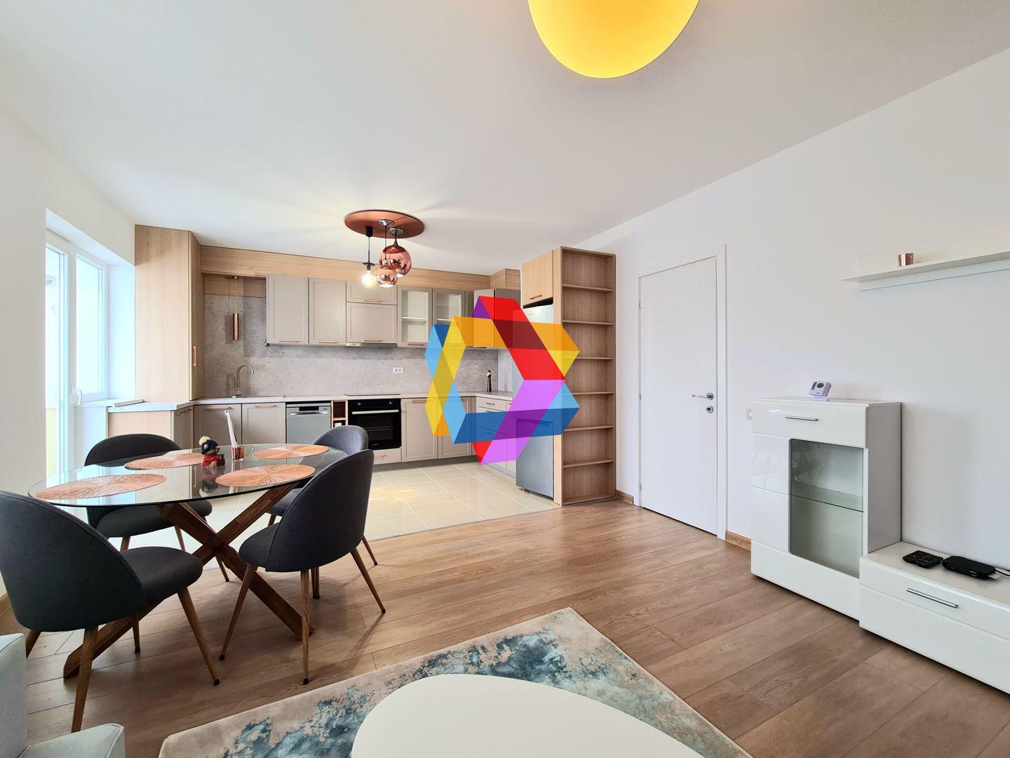 Apartament doua camere de vanzare - Sub Cetate - Sânpetru - Poză 4