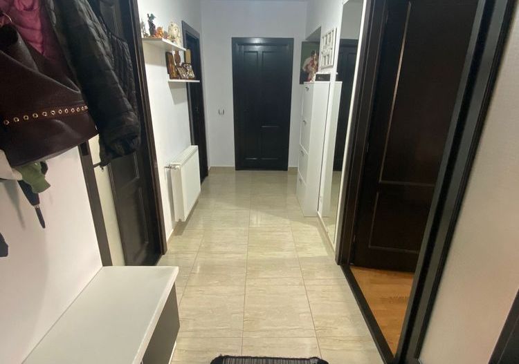 Apartament dececomandat, 3 camere, 84 mp utili, balcon 10 mp, Sebeș - Poză 5