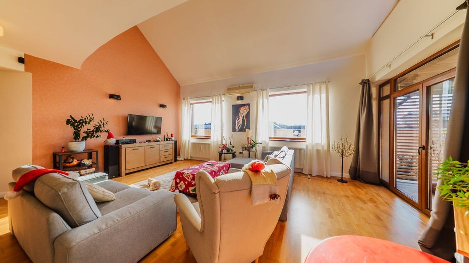 Vila 5 camere, gata de mutare, teren 700 mp, strada privata- Gradiste - Poză 6