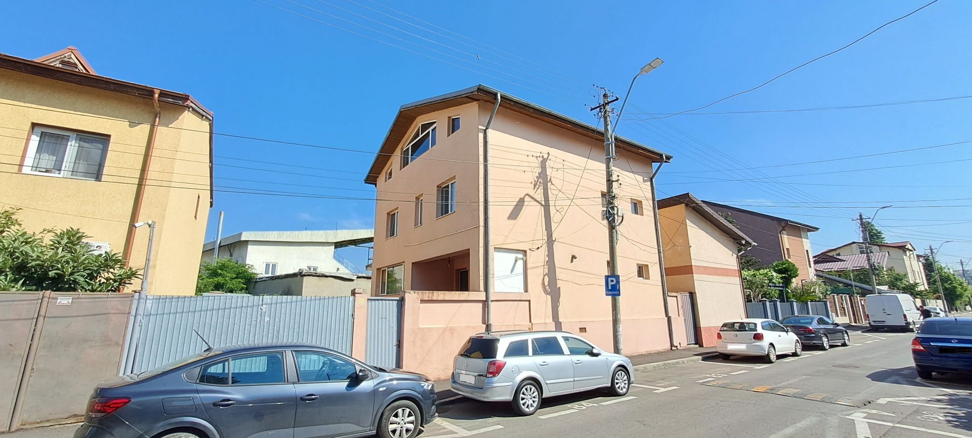 Brancoveanu - Stadion Rocar, casa inidviduala, S+P+1Et+M, 5 camere - Poză 9