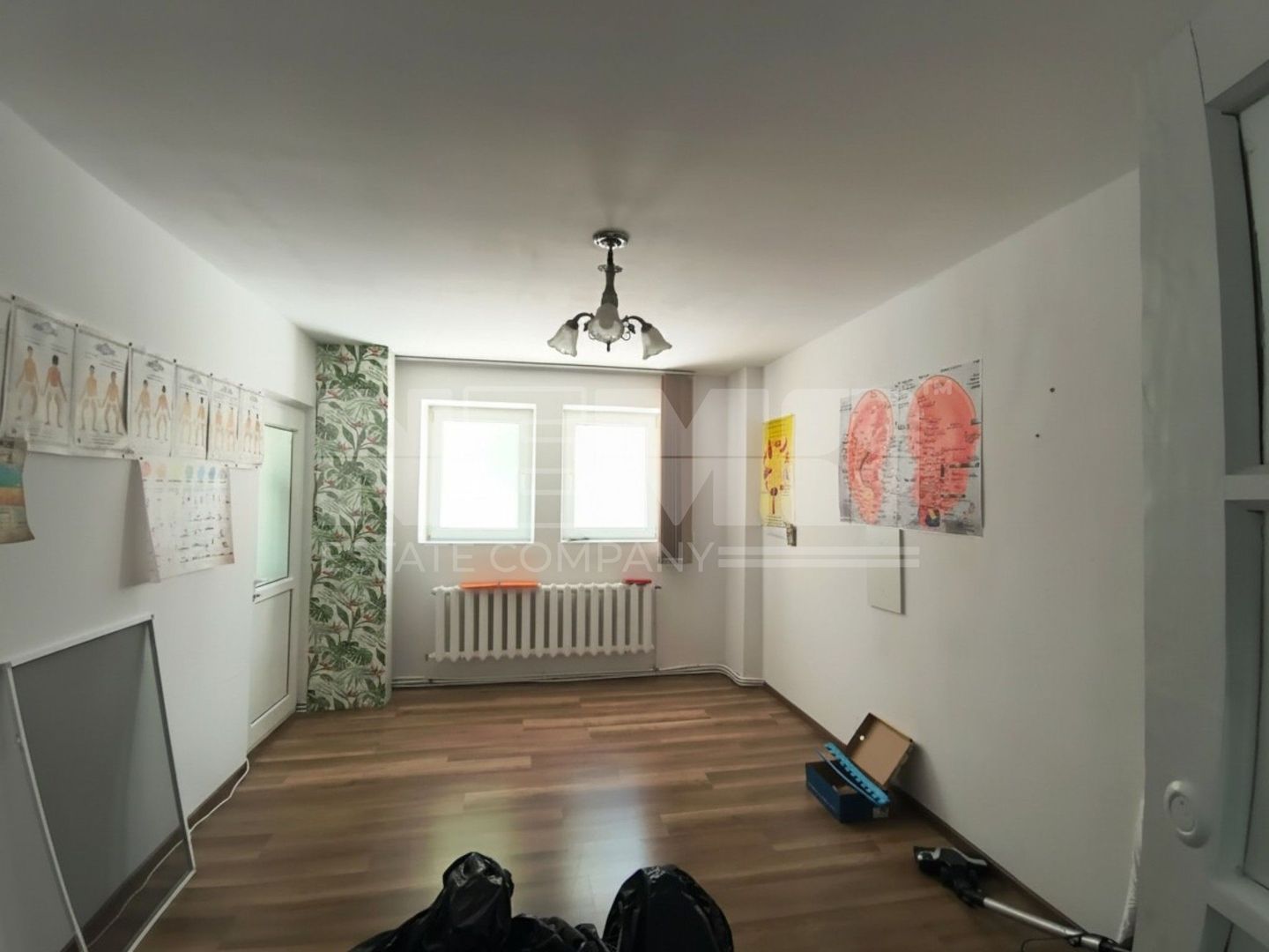 Apartament 3 camere, Obcini, parter, ideal birouri/cabinete - Poză 1