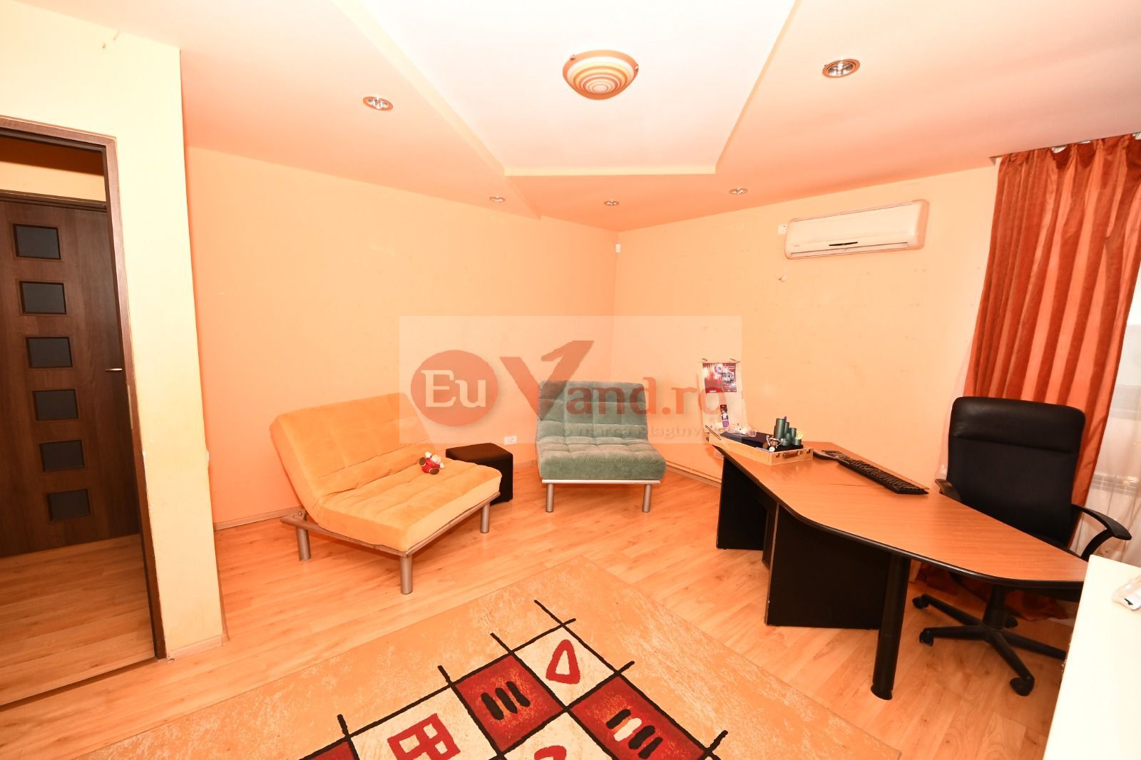 Vila spatioasa, pretabil pentru locuit/clinica, zona Micro 17 – Galati - Poză 47