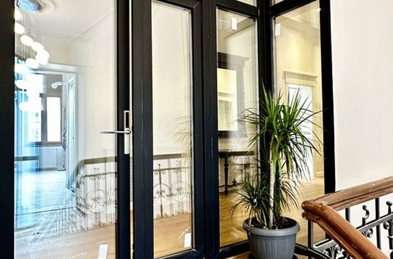 Magheru: 5 camere cu băi proprii – business regim hotelier care deja produce. - Poză 7