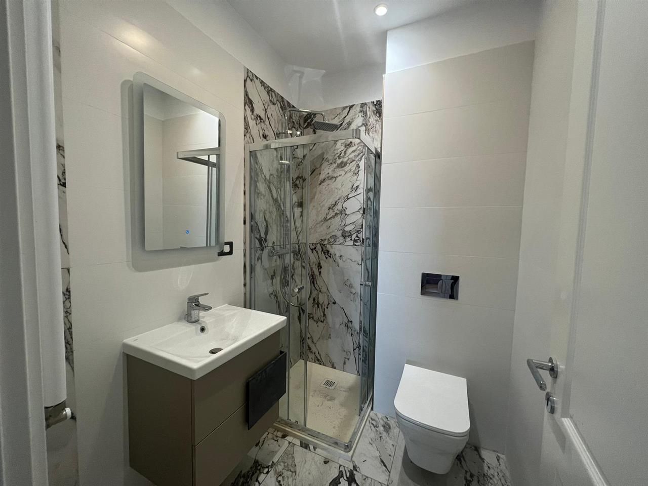 Penthouse 5 camere | Porche Pipera | Finalizat | Terasa 181 mp - Poză 9