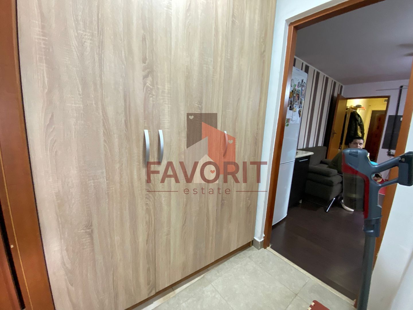 2 camere | centrala proprie | mobilat si utilat | zona excelenta | - Poză 10