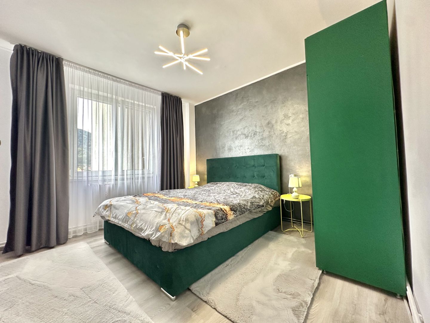 Vânzare apartament 3 camere mobilat,  parcare inclusă , Cartier Noua - Poză 4