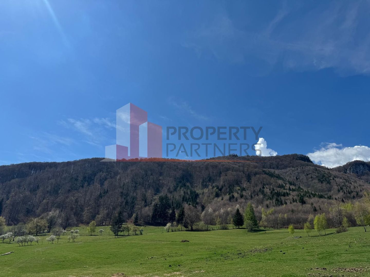 Terenuri Bran - Predelut  Priveliște către Bucegi și Postăvaru - Poză 13