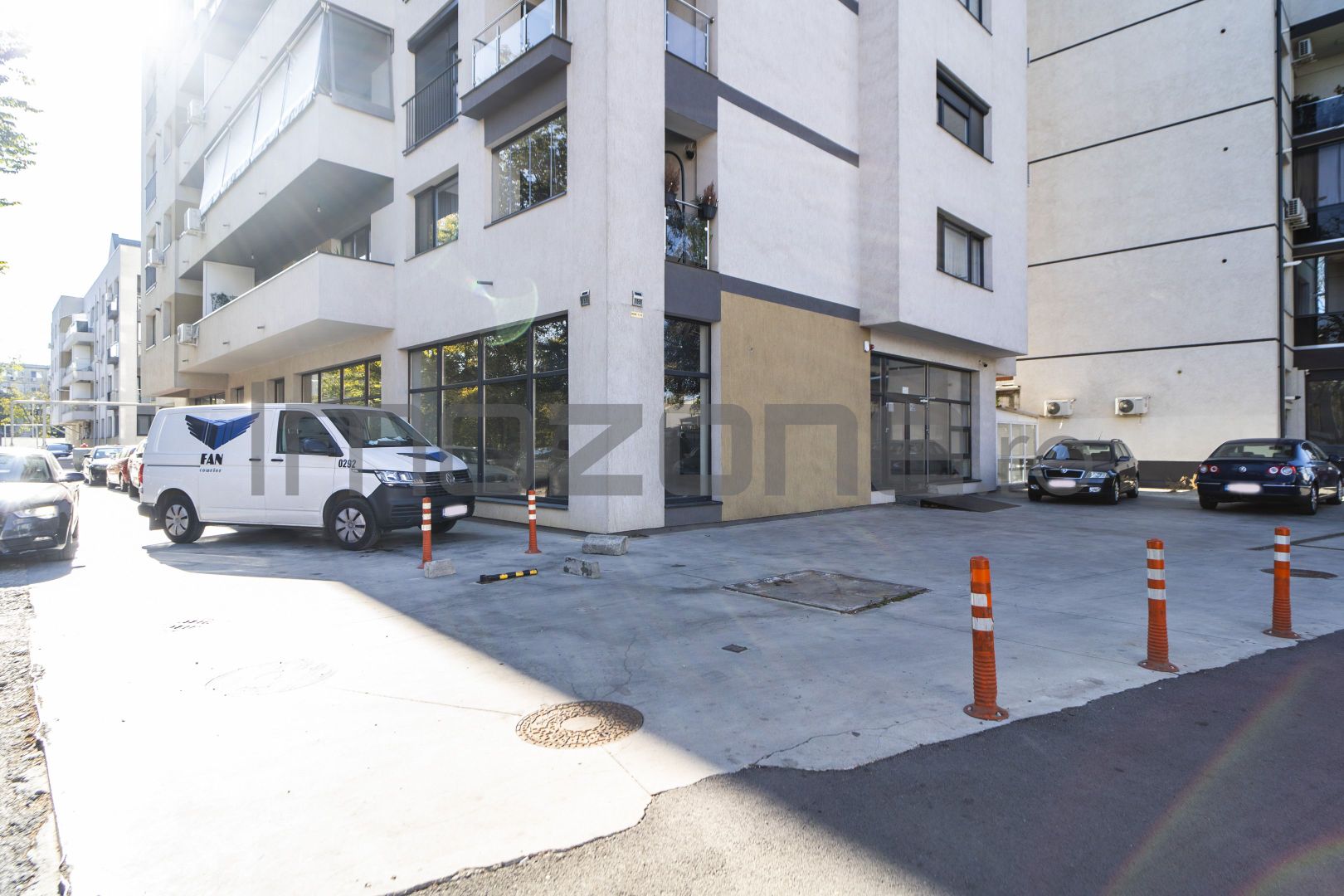 Spatiu Comercial | 70 mp - 140 mp | Locatie Avantajoasa | Uverturii | Militari - Poză 13