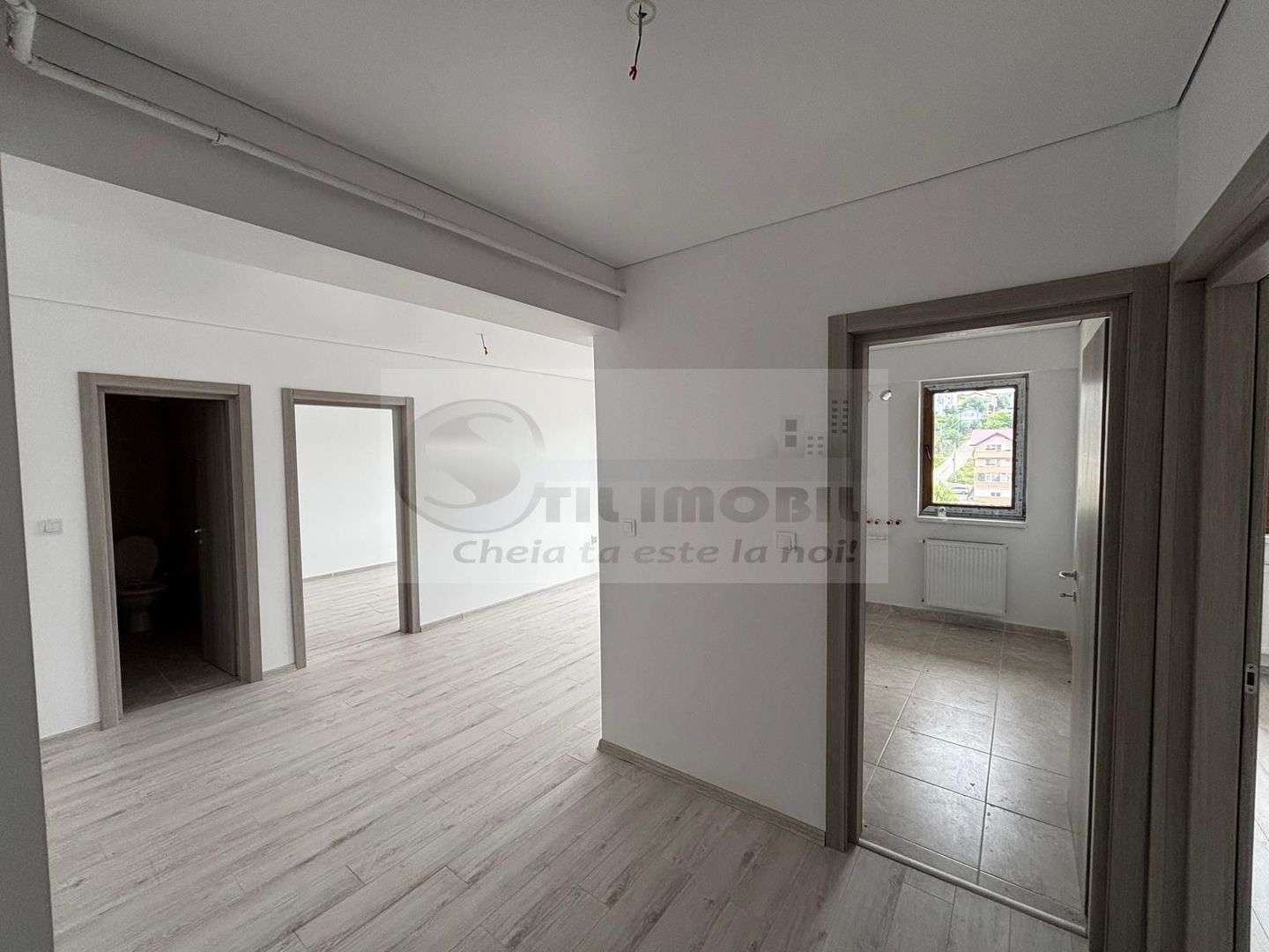 Ap. 3 camere, semidecomandat, Bucium-Visan, intabulat, 0%comision - Poză 2