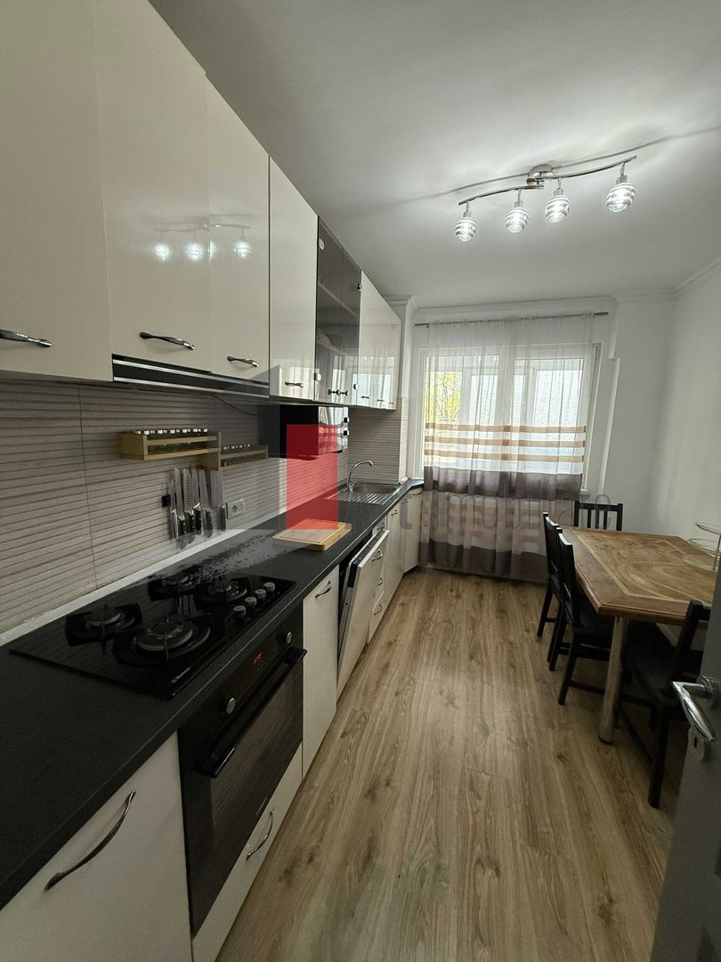 APARTAMENT 3 CAMERE LACUL TEI - Poză 3
