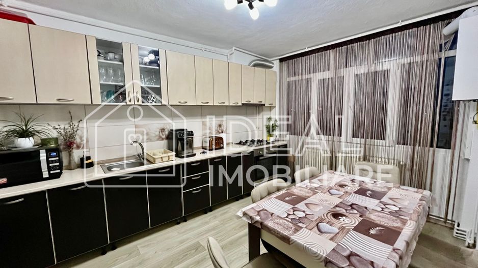 Apartament 2 camere decomandat | Vasile Aaron | 60 mp - Poză 2