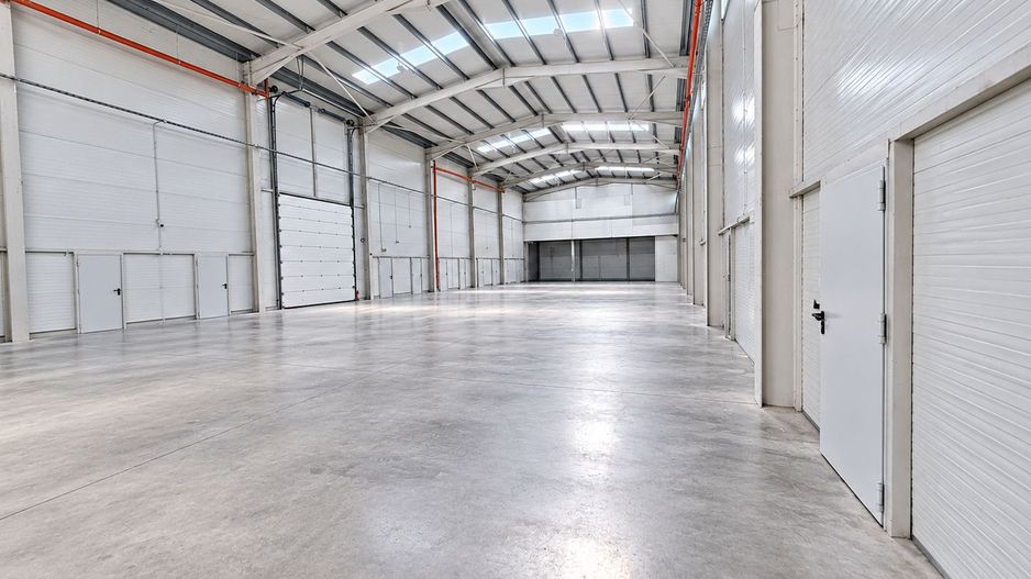 Hală industrială de închiriat | 729 mp depozitare + 474 mp birouri - Poză 4