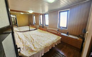 🏡 Casă spațioasă cu 9 camere în Strejnicu – pentru locuință, birouri - Poză 59