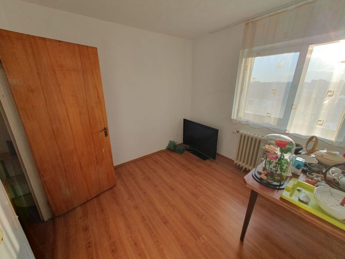 4 camere decomandat, 79,86 mp, 2 balcoane, bloc anvelopat, Vergului - Poză 6