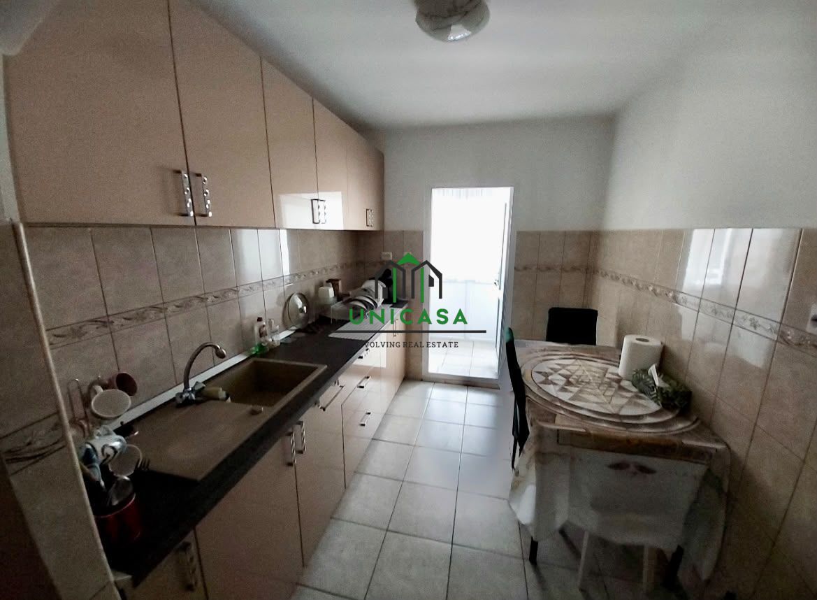 APARTAMENT 3 CAMERE/ VOINEASA - Poză 1