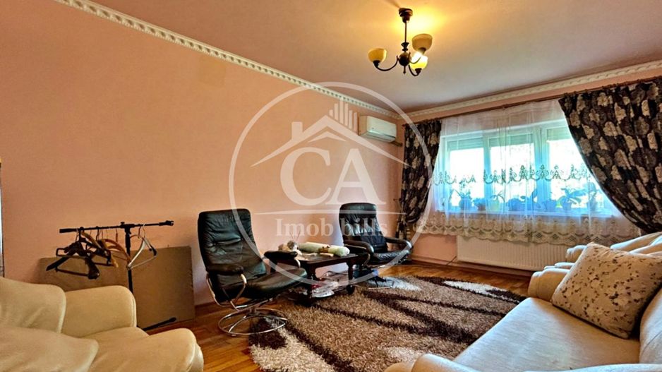 Apartament cu 3 camere de închiriat în zona Rogerius, Oradea - Poză 1