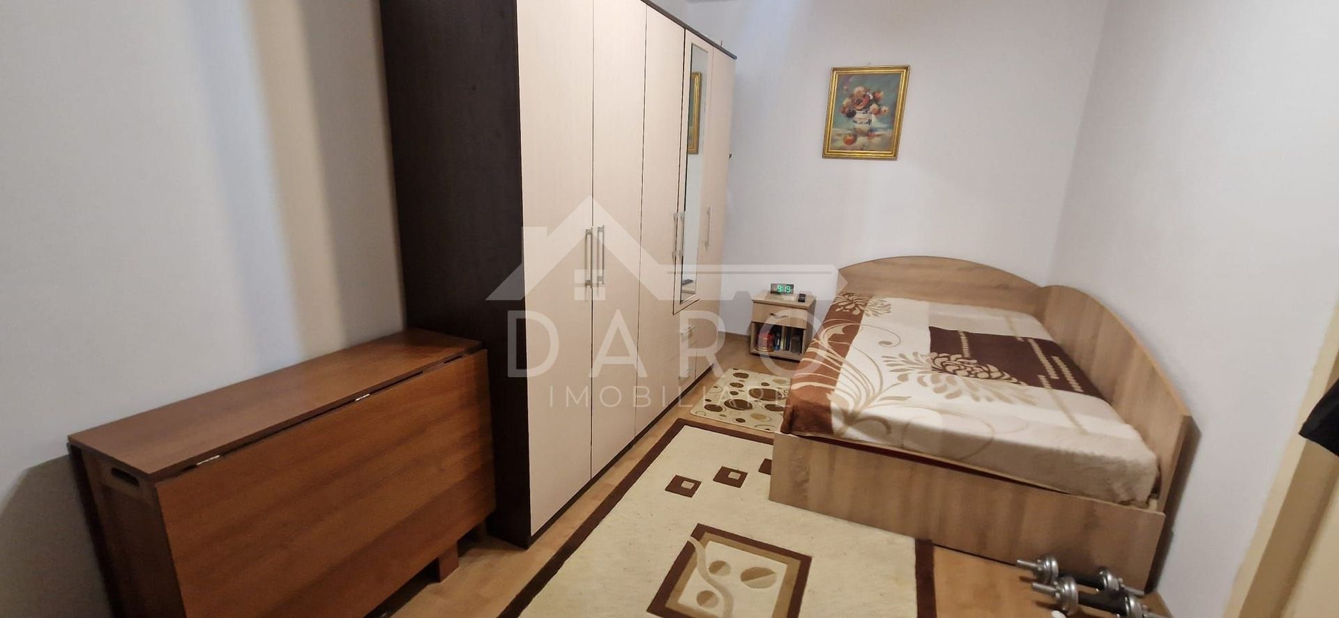 Vand apartament care este situat in cartierul Dambu - Poză 2
