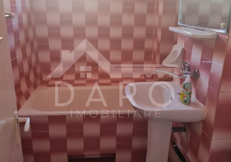 Inchiriez apartament cu 2 camere - Poză 3