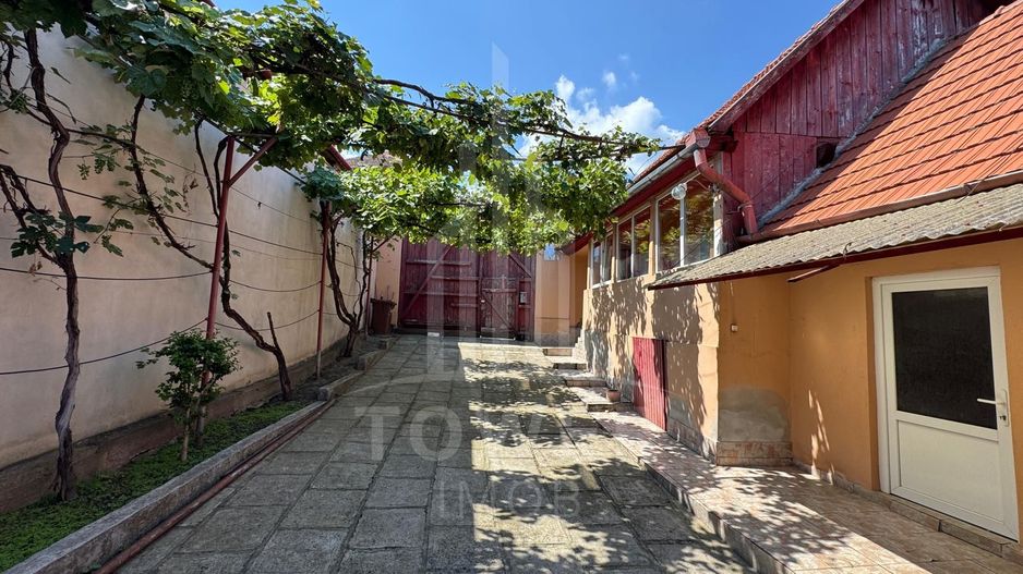 Casă 3 camere de vânzare în Rășinari, Str. Andrei Șaguna – ideală pentru familie - Poză 6