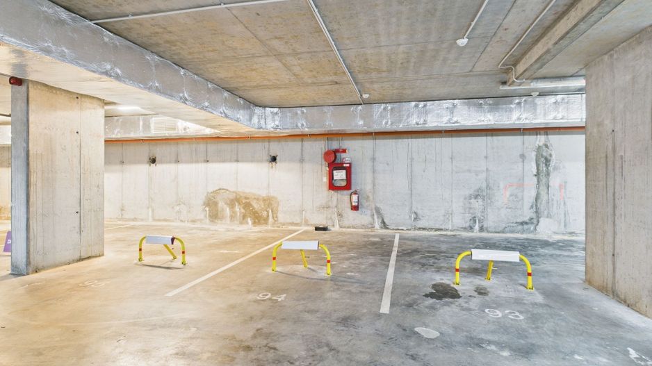 Locuri de parcare subterane –Complexul Studențesc - Poză 3