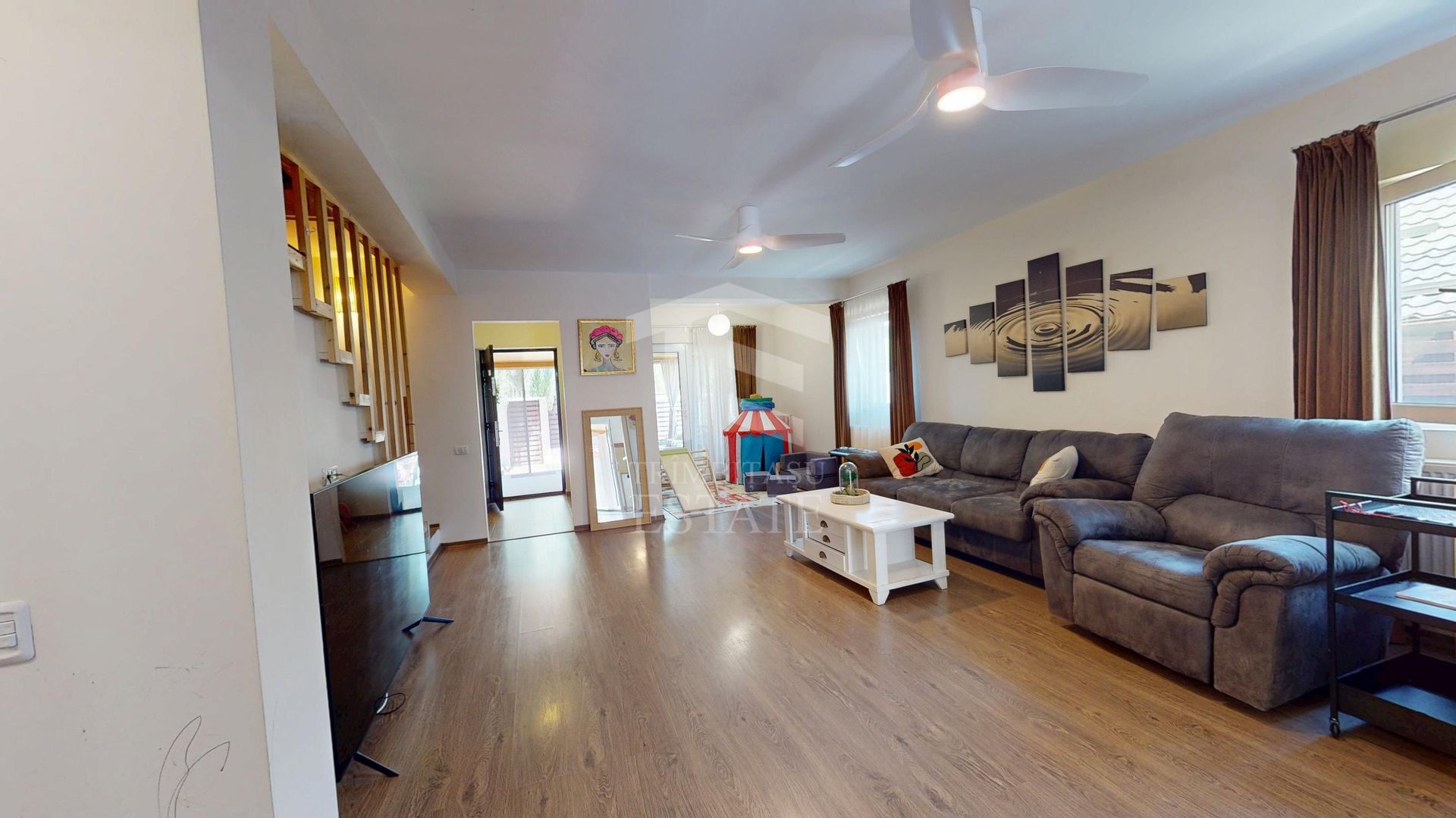 Vila Cernica 4 camere 3 bai,3 terase - Poză 13