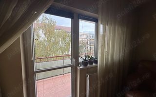Apartament 3 camere Soarelui - Poză 3